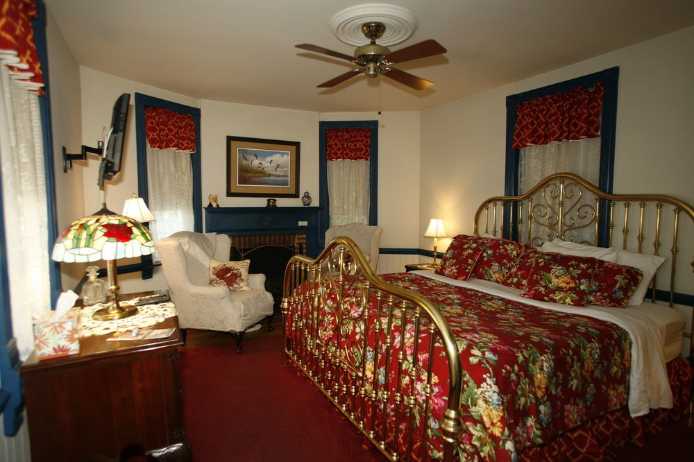 Parsonage Inn Bed And Breakfast Saint Michaels Eksteriør bilde