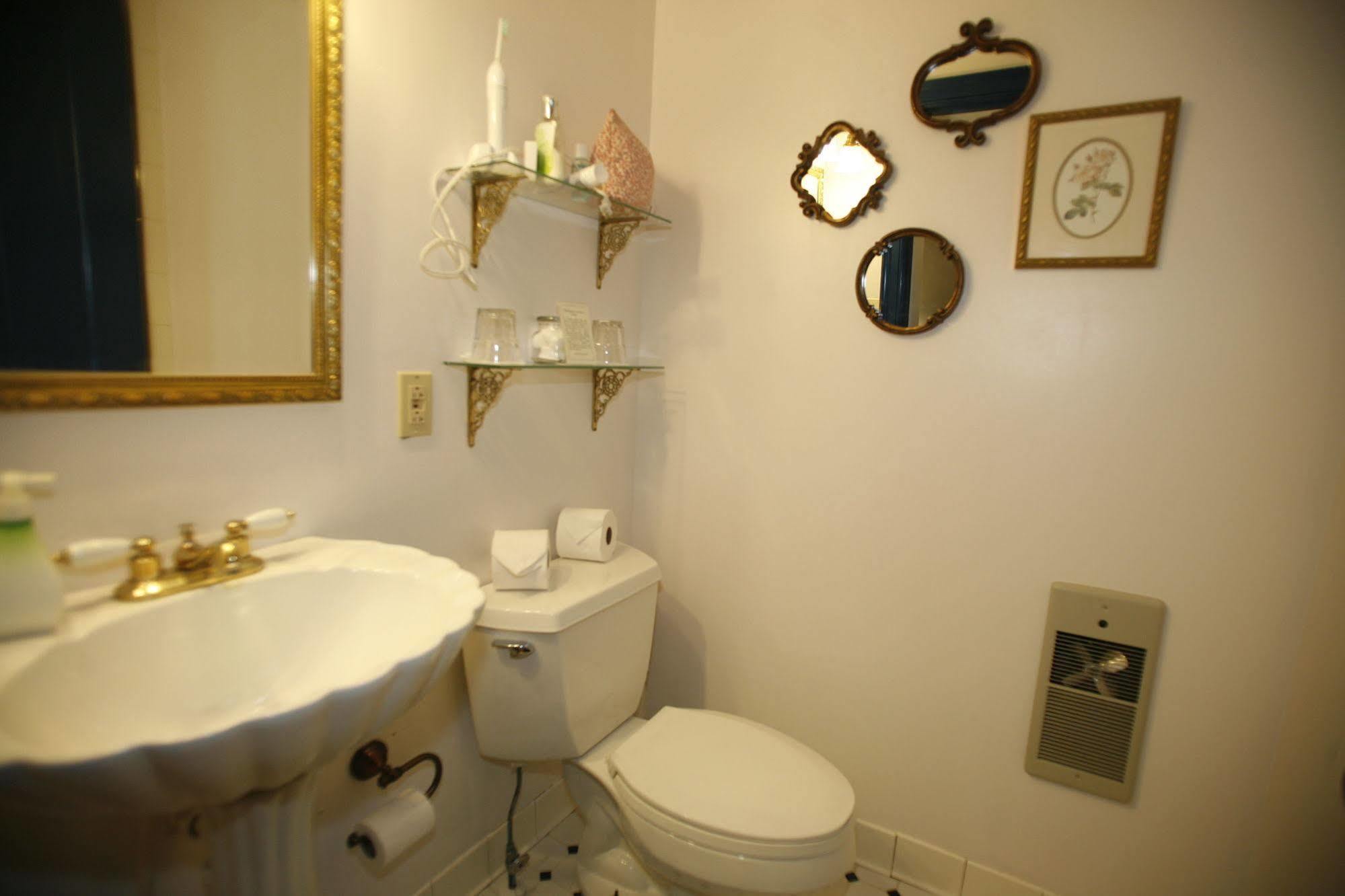 Parsonage Inn Bed And Breakfast Saint Michaels Eksteriør bilde