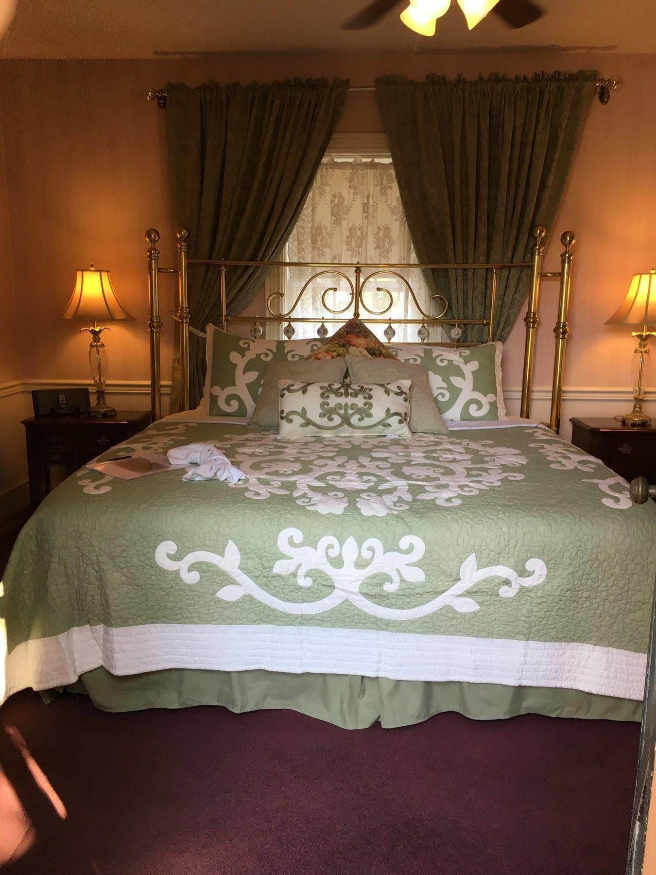 Parsonage Inn Bed And Breakfast Saint Michaels Eksteriør bilde